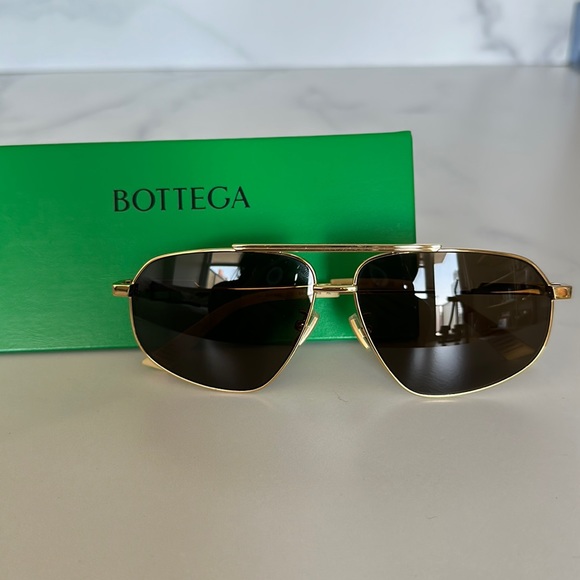 Bottega Veneta Accessories - Bottega Veneta Aviator Sunglasses